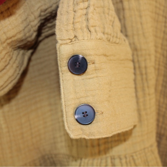 Madewell Button Back Peplum Top - Picture 5 of 8